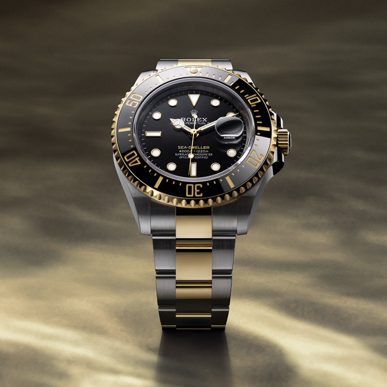Sea-Dweller in , m126600-0002 - Royal de Versailles