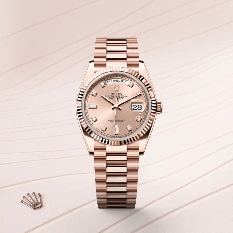 Day-Date 36 in , m128235-0009 - Royal de Versailles