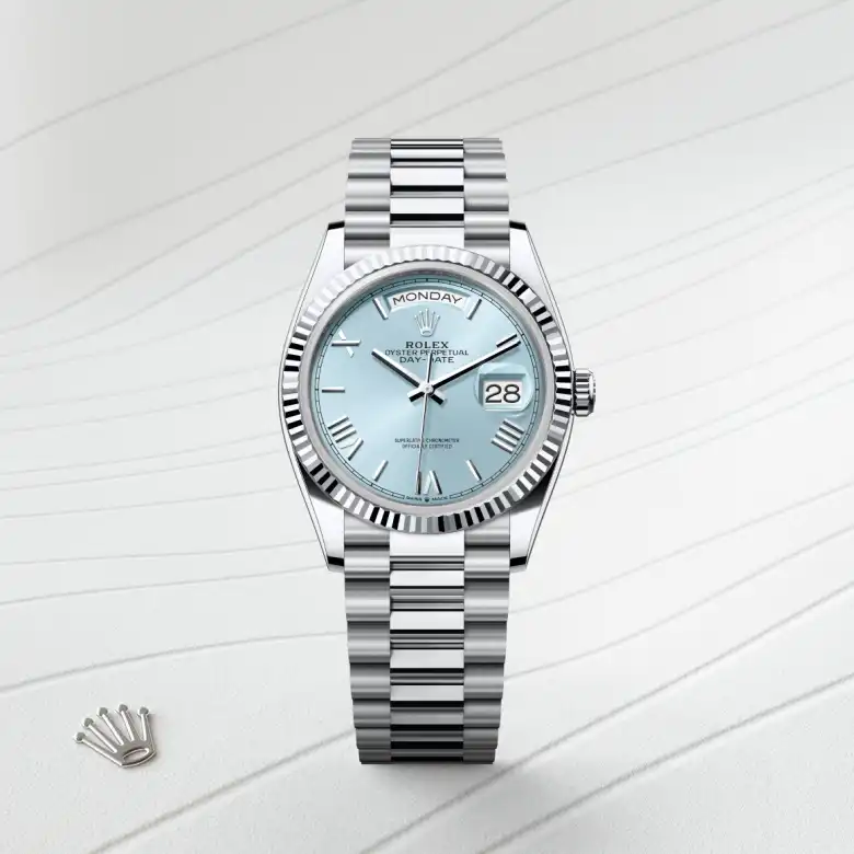 Day-Date 36 in , m128236-0018 - Royal de Versailles