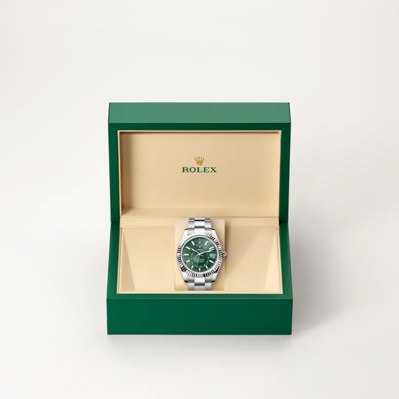 Sky-Dweller in , m336934-0001 - Royal de Versailles