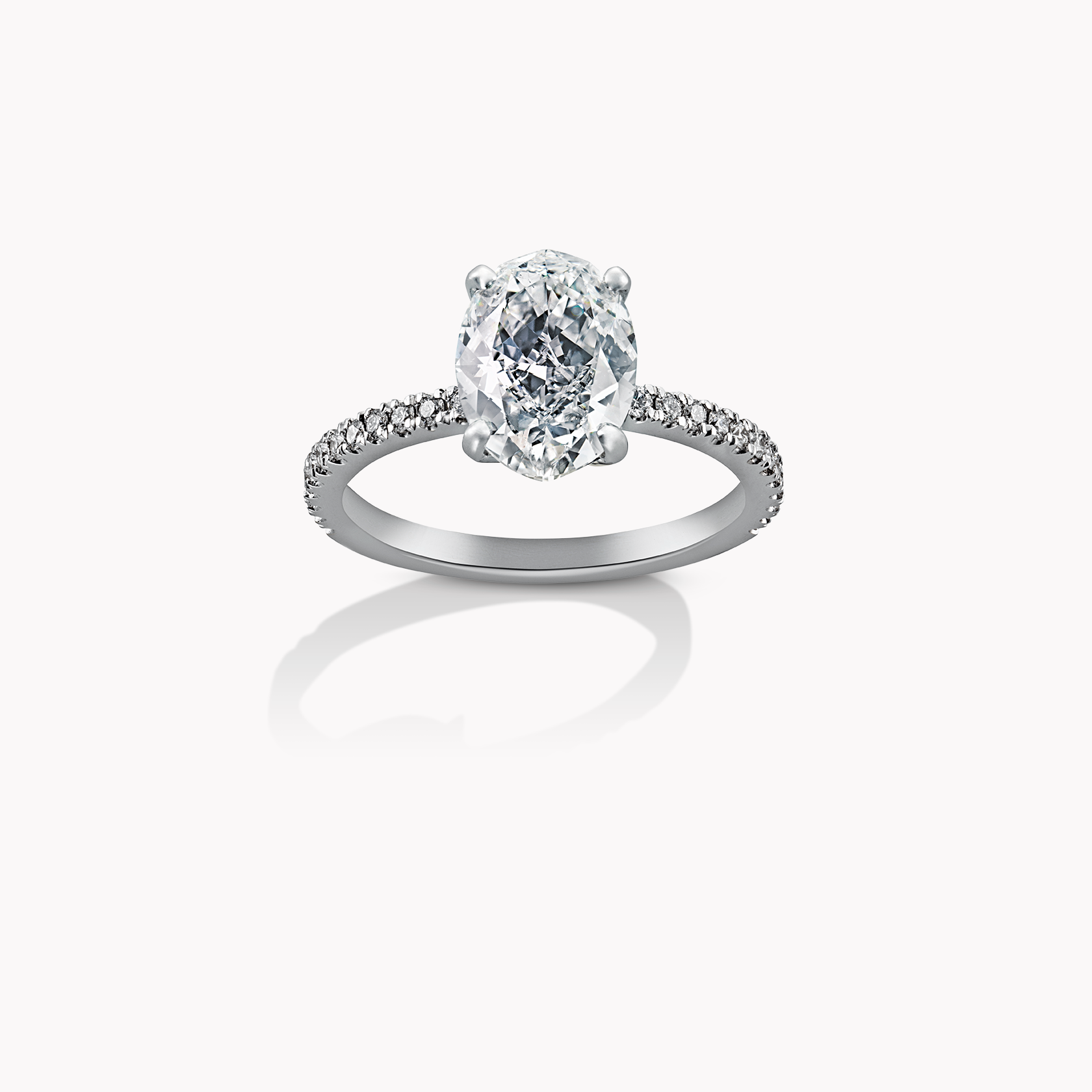 18kt White Gold Diamond Ring