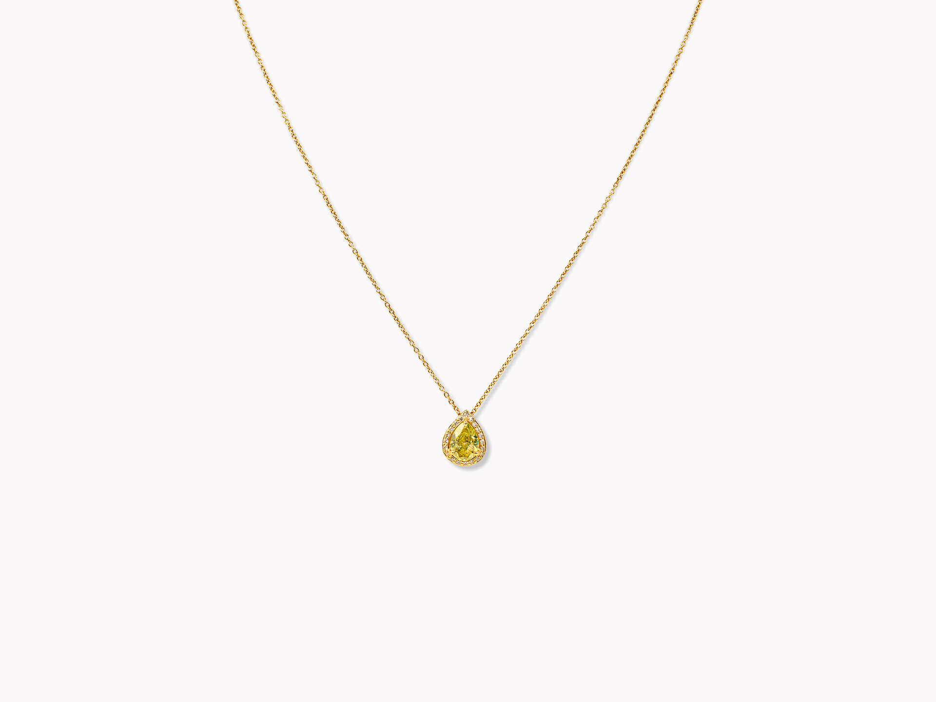 18kt Yellow Gold Diamond Necklace