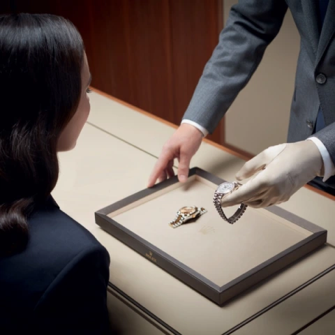 contact Royal de Versailles in Downtown Toronto - rolex watches official retailer